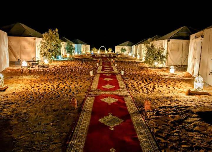 Exceptional Luxury Camp Hotel Merzouga Buitenkant foto
