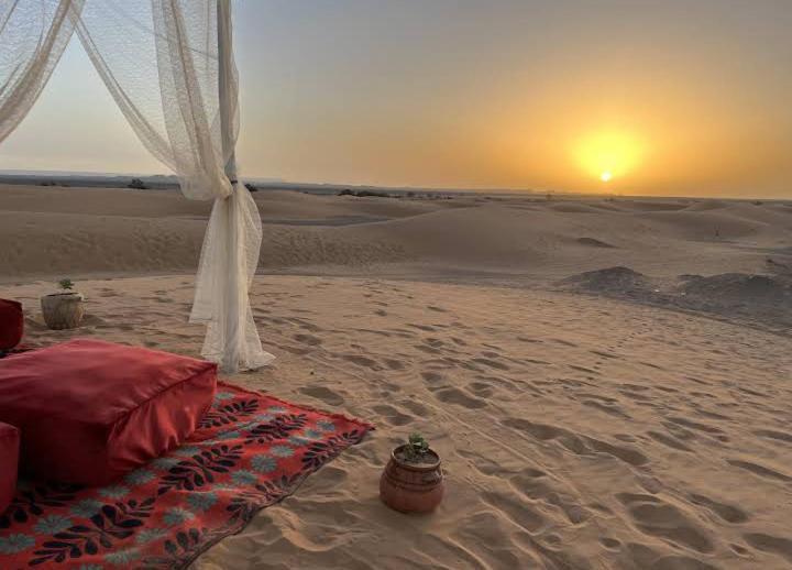 Exceptional Luxury Camp Hotel Merzouga Buitenkant foto